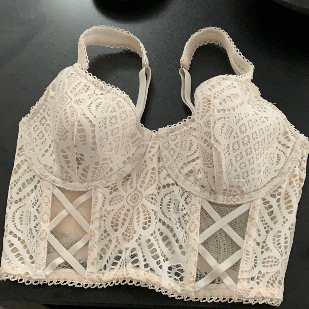 Victoria’s Secret bralette NEVER WORN